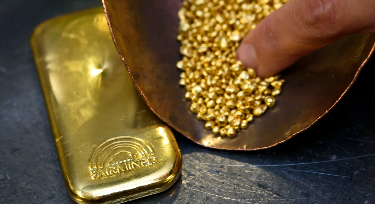 الذهب يرتفع قبل إعلان بيانات تضخم أمريكية